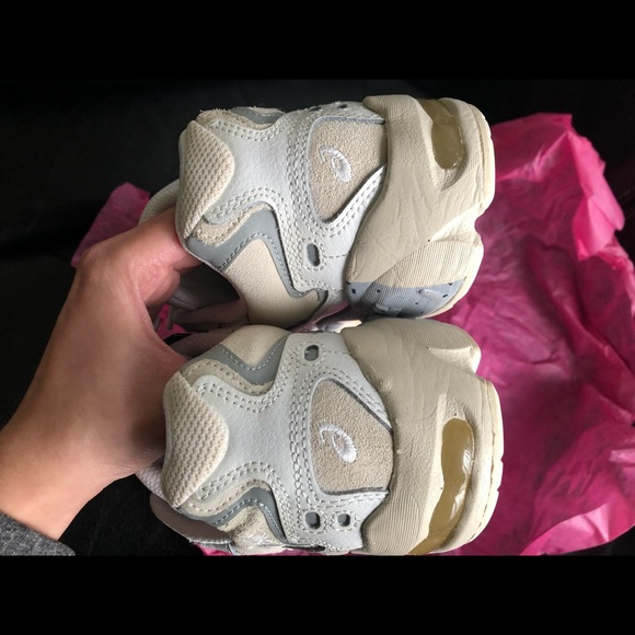 ASICS Gel Kayano 5 6.5 - 7 Beige Cream Chunky Soles Duomax as shown in Lululemon - Picture 5 of 12